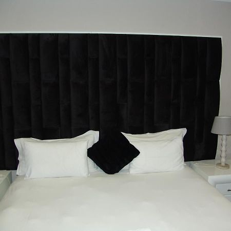 African Moon Corporate House Kempton Park Eksteriør bilde