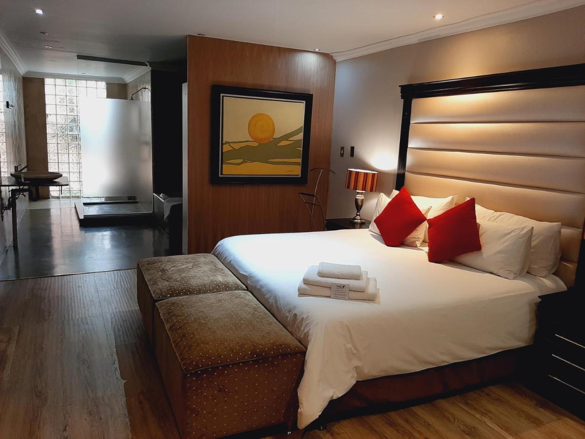 African Moon Corporate House Kempton Park Eksteriør bilde