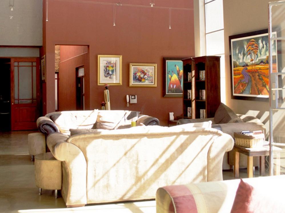 African Moon Corporate House Kempton Park Eksteriør bilde