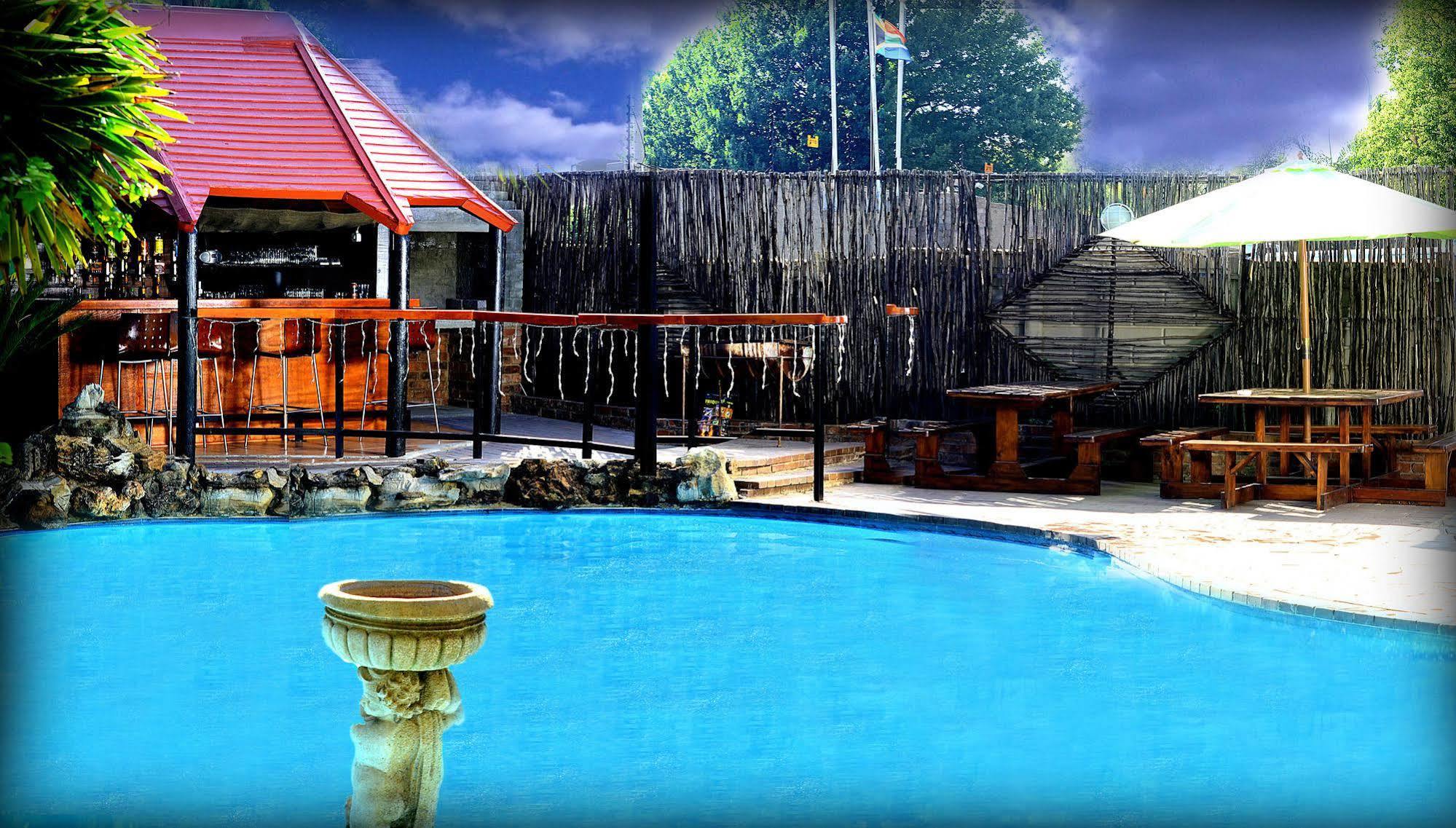 African Moon Corporate House Kempton Park Eksteriør bilde